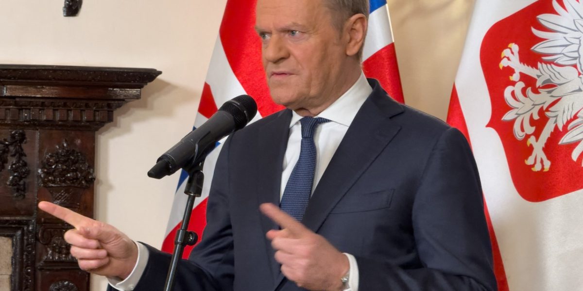 Premierul polonez avertizează asupra unei potențiale escaladări a conflictului în Orientul Mijlociu Premierul Poloniei, Donald Tusk, a declarat vineri că în următoarele zile ar putea avea loc o escaladare a conflictului din Orientul Mijlociu