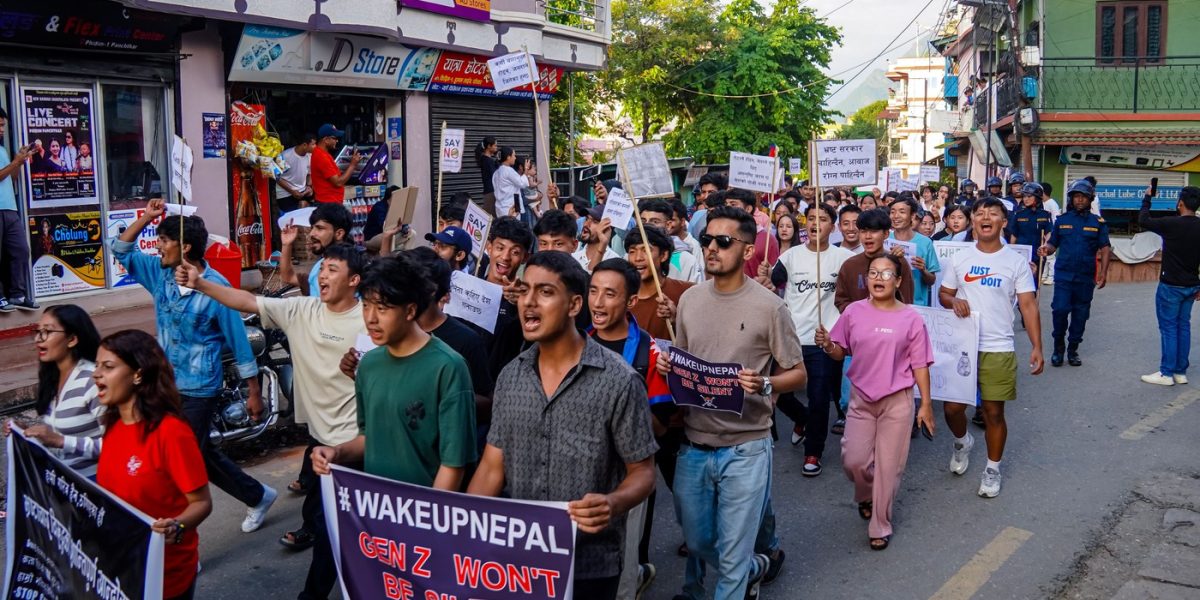 Fostul premier al Nepalului, arestat în urma protestelor sângeroase Kathmandu – K.P