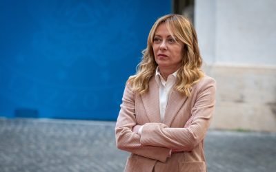 Italia: Guvernul Meloni explorează reintroducerea energiei nucleare, la decenii după interzicere Roma, Italia – Guvernul condus de premierul Giorgia Meloni analizează posibilitatea de a relua producția de energie nucleară în Italia, la aproape 40 de ani de la închiderea ultimului reactor și la 15 ani după o tentativă eșuată de a inversa decizia