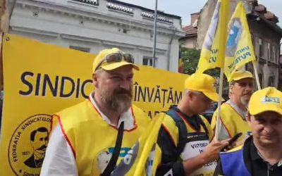 Profesorii amenință cu greva la simulările examenelor naționale, acuzând presiuni din partea autorităților Federațiile sindicale din educație „Spiru Haret” și FSLI avertizează că ar putea organiza greve în timpul simulărilor examenelor naționale, acuzând Ministerul Educației și inspectoratele școlare de ignorarea semnalelor de alarmă și de presiuni asupra profesorilor