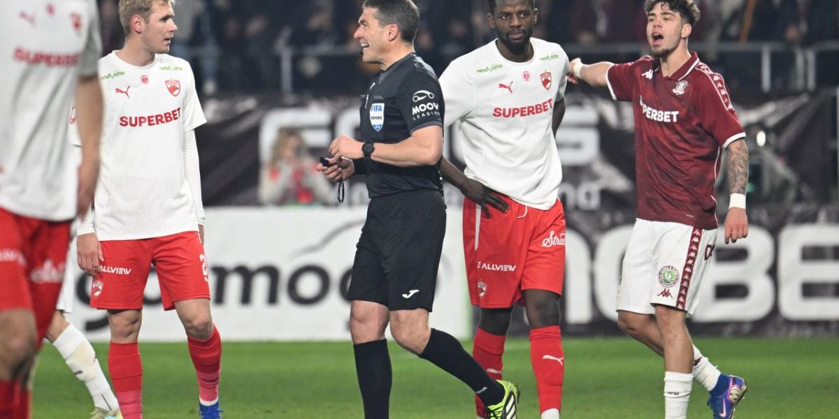 Dinamo, învinsă de Rapid într-un meci marcat de controverse de arbitraj Derby-ul dintre Dinamo și Rapid, desfășurat sâmbătă, s-a încheiat cu victoria giuleștenilor, scor 3-2, însă rezultatul a fost umbrit de deciziile arbitrilor, contestate vehement de tabăra dinamovistă