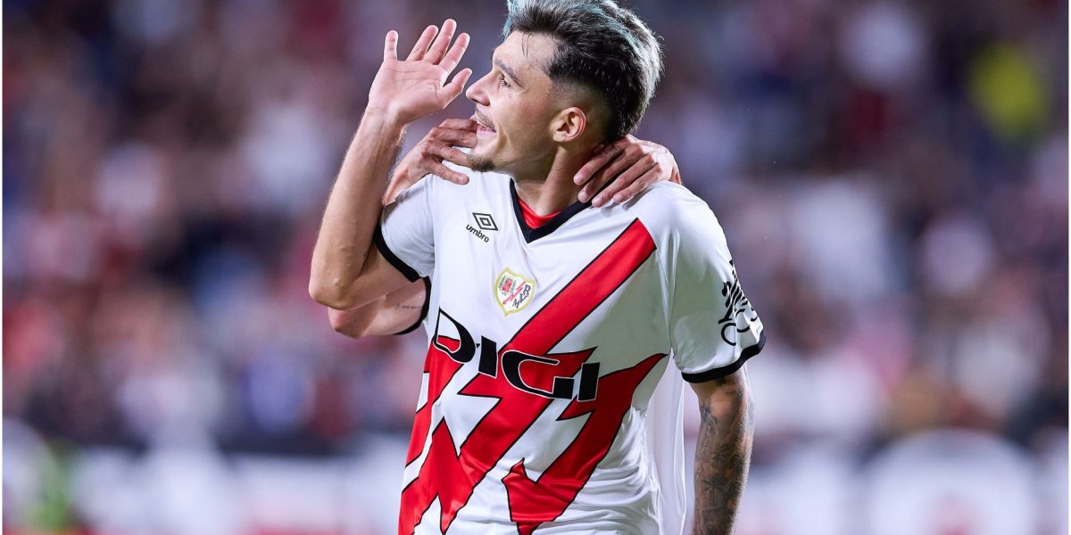 Rațiu, omul meciului pentru Rayo Vallecano; contribuție majoră în victoria cu Real Oviedo Rayo Vallecano a urcat pe locul 13 în La Liga, după o victorie categorică obținută în fața celor de la Real Oviedo