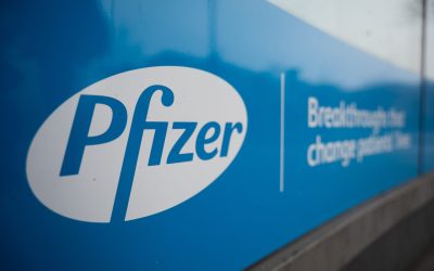 România, Polonia și Ungaria, în fața Pfizer la Bruxelles: Zeci de milioane de euro în joc România, Polonia și Ungaria se confruntă cu un conflict juridic major cu companiile farmaceutice Pfizer și BioNTech, în legătură cu contractele pentru vaccinurile anti-COVID-19 semnate în perioada pandemică