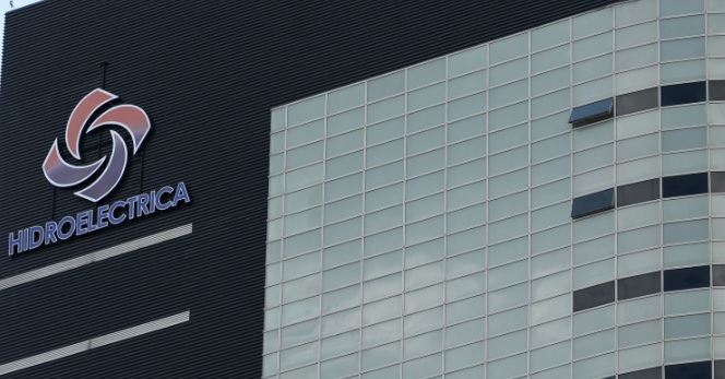 Hidroelectrica investește masiv în energie regenerabilă: Noua hidrocentrală Nehoiașu II, un proiect de 49,5 milioane de euro Hidroelectrica, cel mai mare producător de energie electrică din România, a lansat procedura de achiziție pentru proiectarea și montajul echipamentelor mecanice și electrice ale Centralei Hidroelectrice (CHE) Nehoiașu II