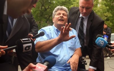 Sorin Ovidiu Vântu scapă de plata a 3 milioane de dolari, după nouă ani de procese Înalta Curte de Casație și Justiție (ÎCCJ) a decis definitiv, în data de 26 martie, că afaceristul Sorin Ovidiu Vântu nu este obligat să plătească suma de 3 milioane de dolari