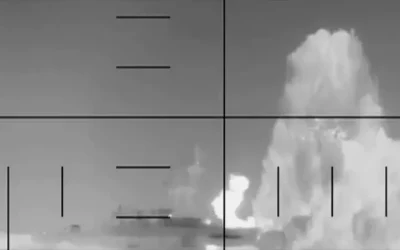 SUA, prima scufundare a unei nave inamice cu o torpilă din Al Doilea Război Mondial Marina Statelor Unite a scufundat o fregată iraniană în largul coastelor Sri Lanka, marcând prima distrugere a unei nave inamice cu torpile de la sfârșitul celui de-al Doilea Război Mondial