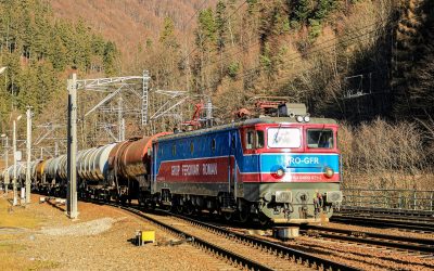 Transportul feroviar de marfă, în pericol: companiile private acuză Guvernul de ignoranță Organizația Patronală a Societăților Feroviare Private din România (OPSFPR) acuză Guvernul de o atitudine profund neglijentă față de transportul feroviar de marfă, punând în pericol acest sector strategic