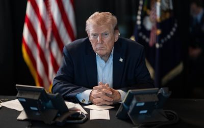 Trump amenință NATO cu „viitor foarte rău” dacă nu securizează Strâmtoarea Ormuz Fostul președinte american Donald Trump a lansat un avertisment dur la adresa aliaților din NATO, sugerând că organizația se va confrunta cu un „viitor foarte rău” dacă aceștia nu contribuie la securizarea Strâmtorii Ormuz