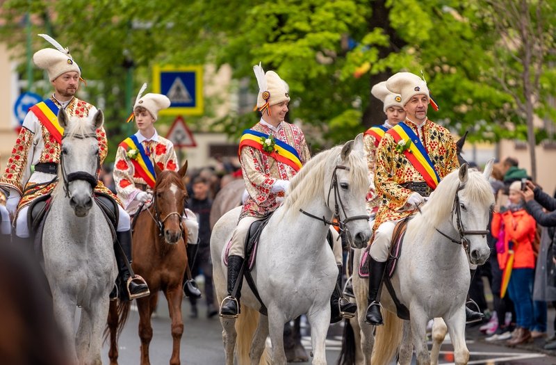 Minitsterul Economiei lansează un program de 10 milioane de euro pentru dezvoltarea turismului local Ministerul Economiei, Digitalizării, Antreprenoriatului și Turismului (MEDAT) va lansa, începând cu 16 martie 2026, un apel de proiecte în valoare de 10 milioane de euro, destinat sprijinirii Organizațiilor de Management al Destinației (OMD)