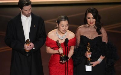 „KPop Demon Hunters” și „One Battle After Another” conduc lista premianților la Premiile Oscar 2026 LOS ANGELES – Ceremonia de decernare a premiilor Oscar din 2026 a debutat cu surprize și omagii, dar și cu o doză de reflecție asupra realităților geopolitice