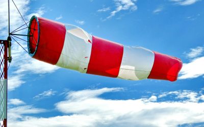 Alerte de vânt puternic pentru București și mai multe județe Administrația Națională de Meteorologie (ANM) a emis o atenționare Cod galben de intensificări ale vântului, valabilă pentru ziua de sâmbătă, 2 martie, în București și în anumite zone din cinci județe