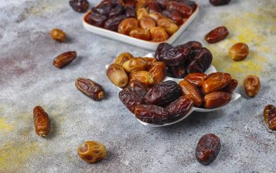 Curmalele deshidratate: gustare dulce cu multiple beneficii pentru sănătate Curmalele deshidratate au devenit o opțiune populară pentru cei care caută o gustare dulce și totodată hrănitoare
