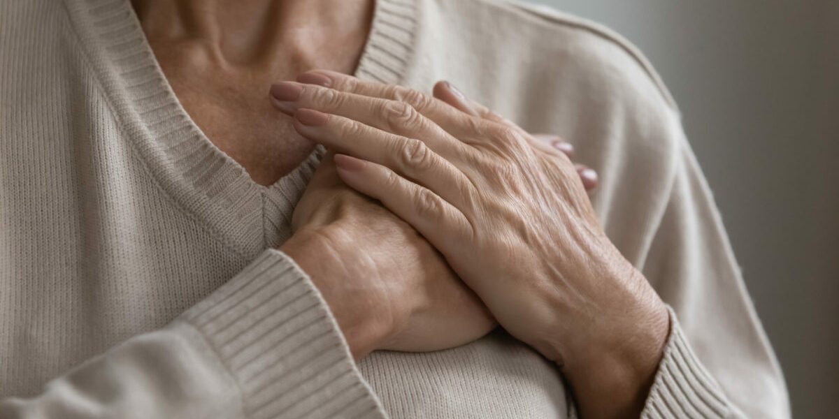 Ora cinei influențează sănătatea inimii: De ce este important intervalul dintre masă și somn Sănătatea cardiovasculară poate fi influențată semnificativ de un obicei alimentar simplu, dar adesea subestimat: respectarea unei pauze de cel puțin trei ore între cină și ora de culcare