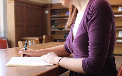 O studentă grecoaică refuză să părăsească apartamentul închiriat: Un conflict prelungit cu proprietarii din Iași Un caz ieșit din comun pune pe jar Iașul: o studentă la medicină, de origine greacă, refuză să părăsească un apartament închiriat, în ciuda expirării contractului de închiriere