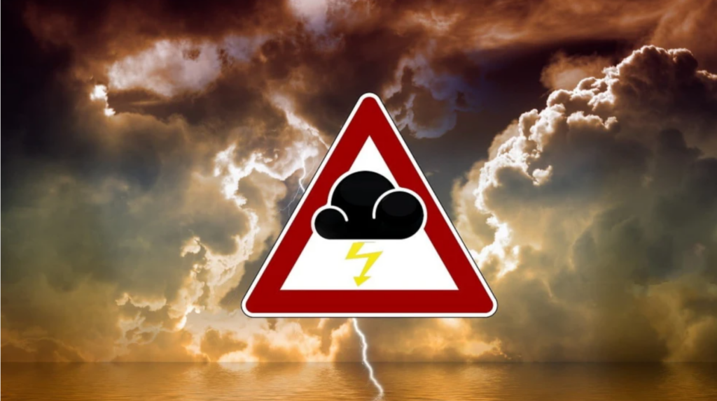 ANM emite alertă meteo: „ploaie cu sânge” afectează România