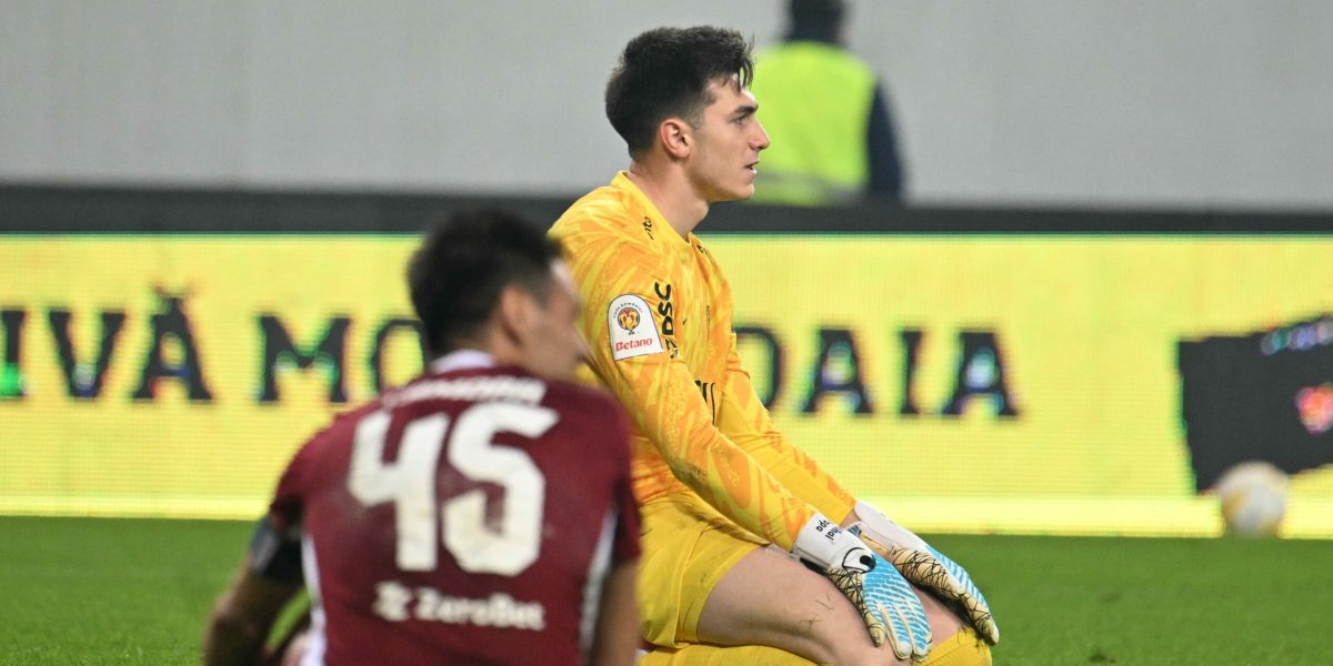 Craiova învinge CFR Cluj în Cupa României, Popa scoate în evidență seria de invincibilitate Universitatea Craiova a învins CFR Cluj cu scorul de 3-1, după prelungiri, în sferturile de finală ale Cupei României, într-un meci disputat pe stadionul „Ion Oblemenco”