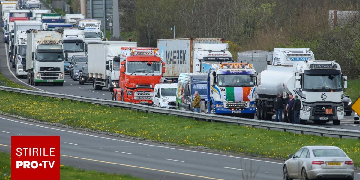 Benzina, motiv de furie în Irlanda: Rafinăria blocată de protestatari