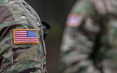Fostii ambasadori americani avertizează: Părăsirea NATO ar submina puterea globală a SUA Un grup de 16 foști ambasadori ai Statelor Unite ale Americii, alături de foști comandanți NATO, au transmis o scrisoare deschisă administrației de la Washington, avertizând asupra riscurilor majore pe care le-ar implica părăsirea Alianței Nord-Atlantice