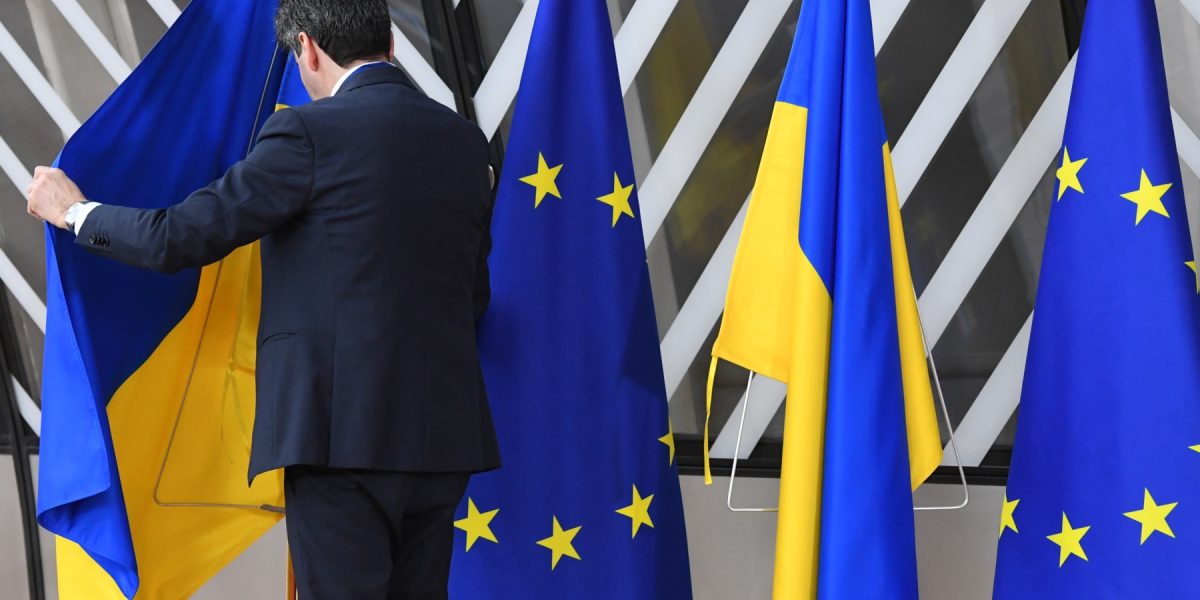 Zelenski, mulțumit de ajutorul UE, cere aderarea rapidă a Ucrainei