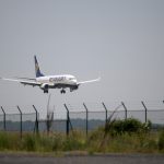 Europa, lovitură pentru low-costuri: Bagajul de cabină, gratuit obligatoriu?