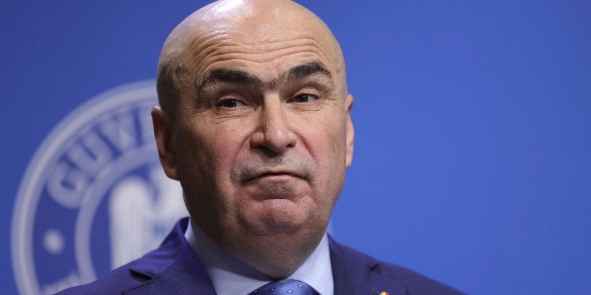 E Bolojan „Ilie Sărăcie”? Răspunsul consilierului BNR, despre acuzații