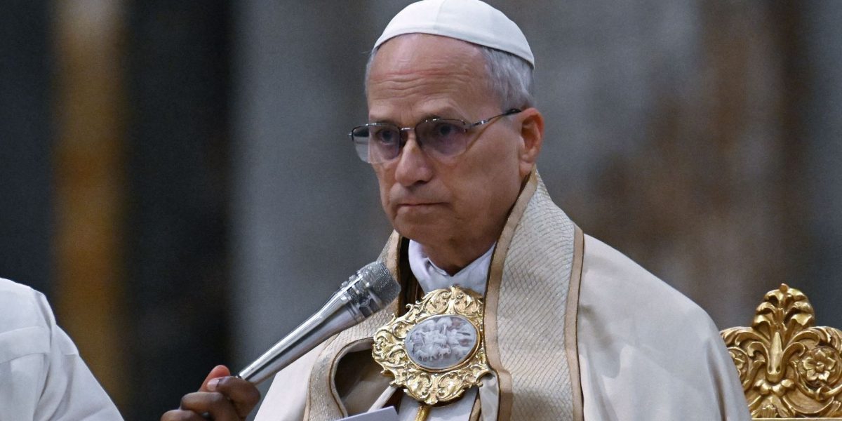 Leon al XIV-lea, sub asediu în Algeria: Atacuri violente