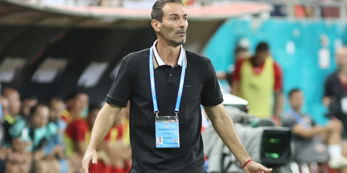 Măldărășanu, verdict dur: A dat afară un jucător după 7 minute!