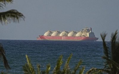 Iranul blochează Strâmtoarea Ormuz, dar relaxează spațiul aerian