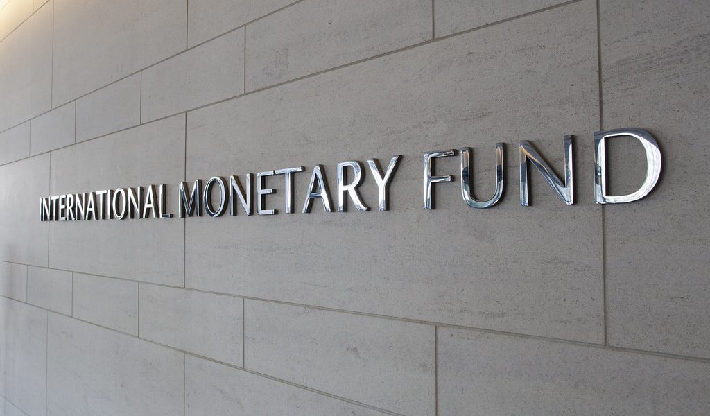 FMI trage semnalul de alarmă: România, în pragul turbulențelor economice