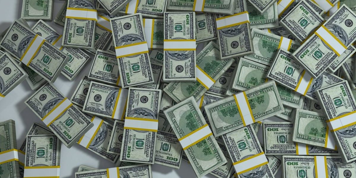 Bloomberg: Războiul din Ucraina reaprinde flacăra stagflației globale