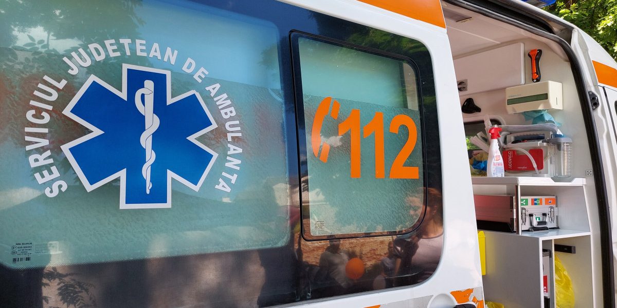 Accident GRAV în Buzău: Poliție vs. Camion. Un polițist și un jandarm, la spital