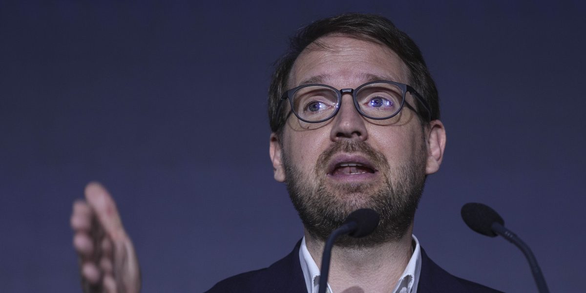 Fritz nu se teme de anticipate: Doar așa schimbăm matematica din Parlament