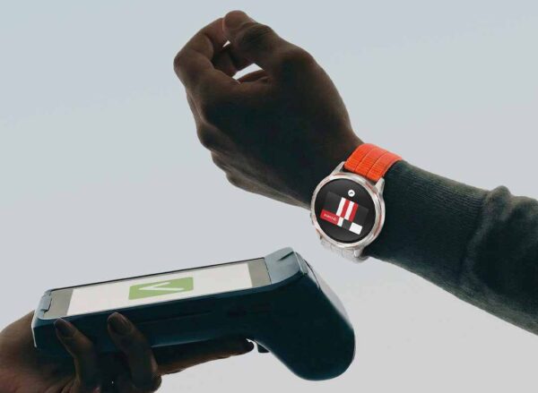 Huawei introduce plăți contactless pentru ceasurile sale