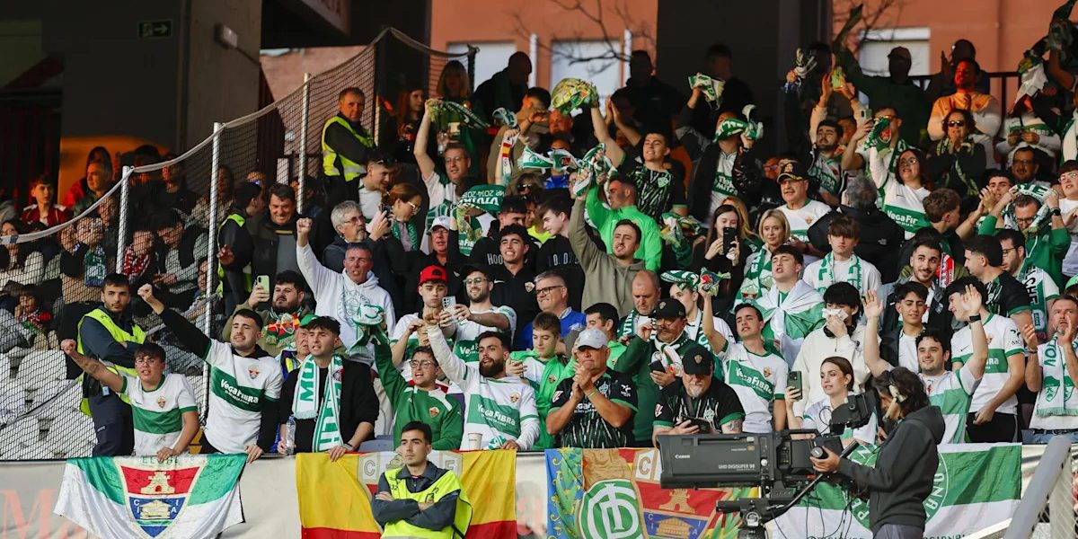 Nteka, erou la elche: Rayo câștigă greu cu un om în minus