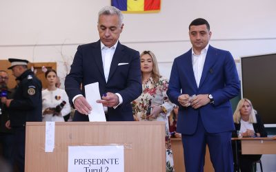 Procesul „tentativei de lovitură de stat”: Judecata pe fond, aprobată de Curtea de Apel București Un complet de cameră preliminară de la Curtea de Apel București a validat joi legalitatea probelor și a sesizării instanței în dosarul cunoscut de opinia publică drept „tentativa de lovitură de stat”
