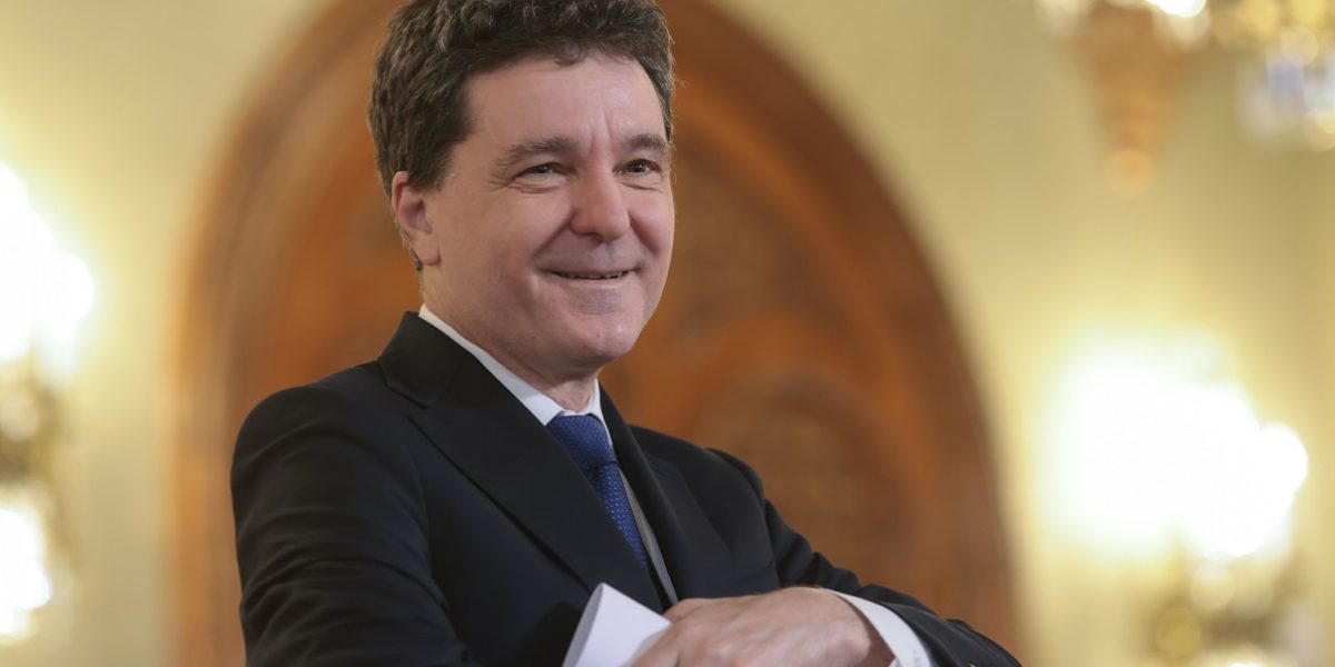 Nicușor Dan, felicitări pentru Magyar: „Vom scrie un nou capitol”