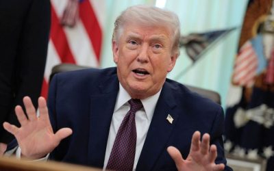Trump analizează opțiunile în legătură cu Iranul: capturarea petrolului, o idee abandonată din cauza impacienței interne Președintele Donald Trump a sugerat miercuri că americanii nu ar avea răbdare cu eforturile Statelor Unite de a „lua” petrolul Iranului