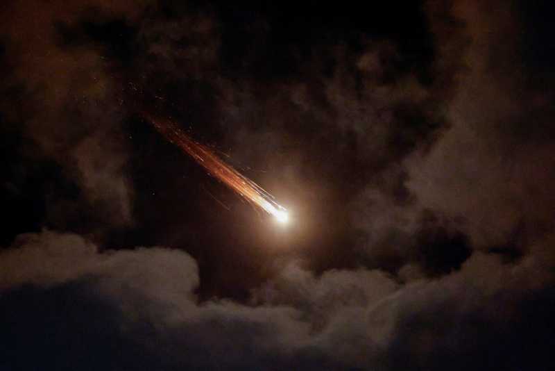 Armata israeliană a raportat că Iranul a lansat rachete spre teritoriul său, miercuri dimineață, la scurt timp după ce președintele american Donald Trump a amânat o campanie de atacuri împotriva infrastructurii iraniene