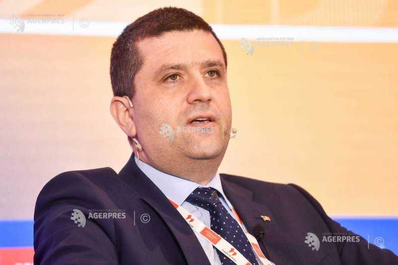 Miruță: Halde abandonate pentru Armată – plouă, cresc copaci