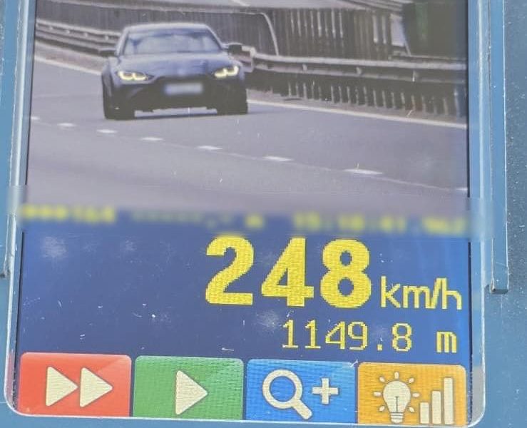 Șofer din București, „Zeu” pe A3: 248 km/h pe Autostrada Transilvania