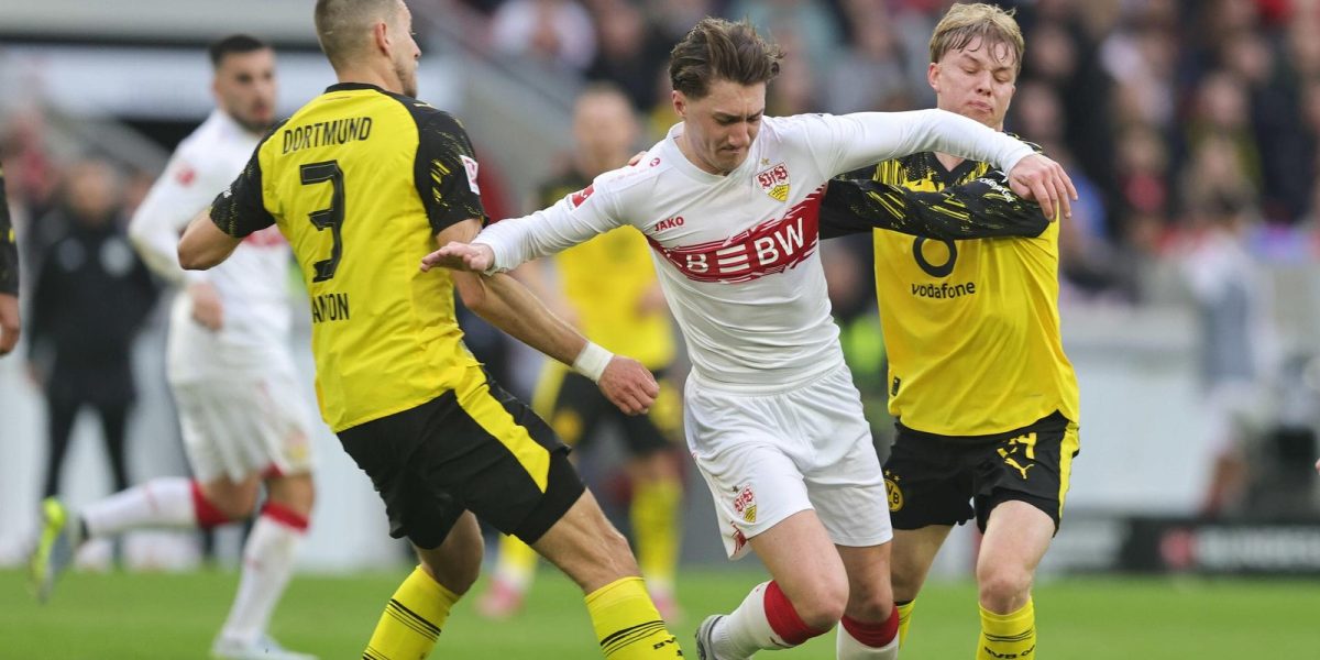 BORUSSIA DORTMUND, aproape de locul 2 în Bundesliga, joacă cu VfB STUTTGART STUTTGART, Germania – BORUSSIA DORTMUND se află la un pas de a-și asigura locul secund în Bundesliga