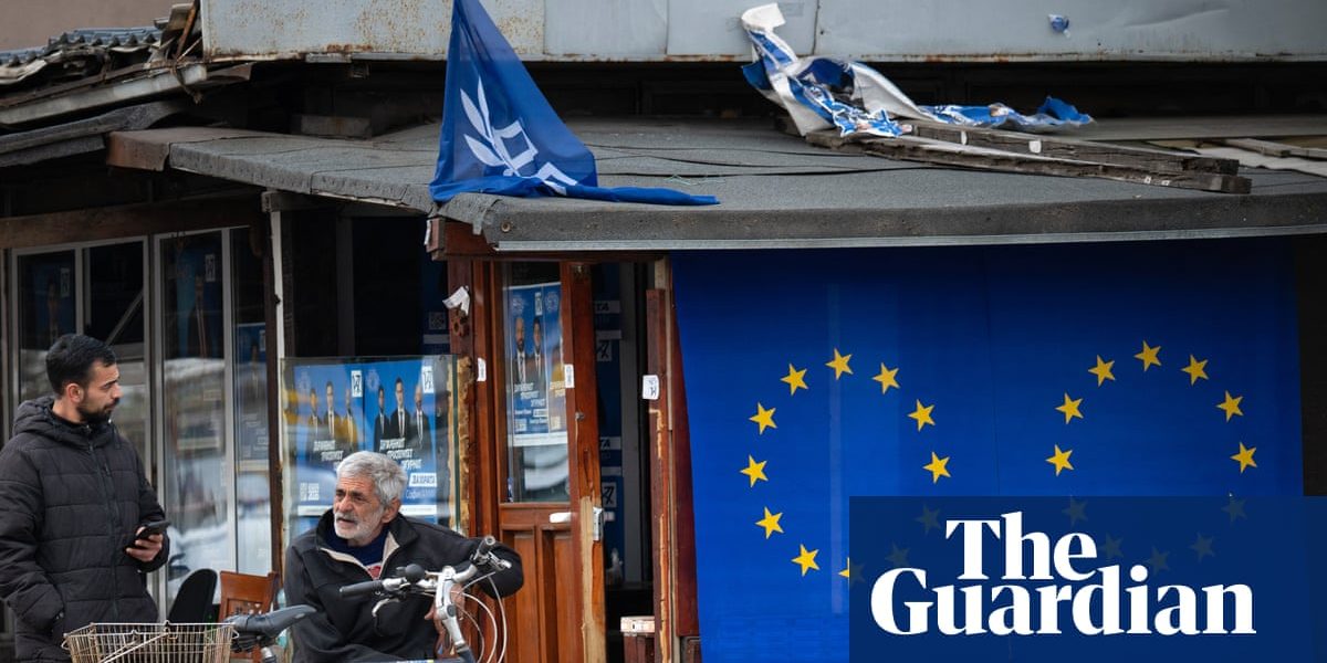 Bulgaria: Tineri bulgari speră la schimbare la al optulea scrutin