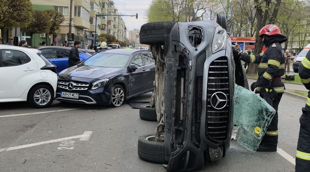 Accident grav la Ziridava: Adolescentă rănită, provocat de un șofer de 46 de ani (foto)