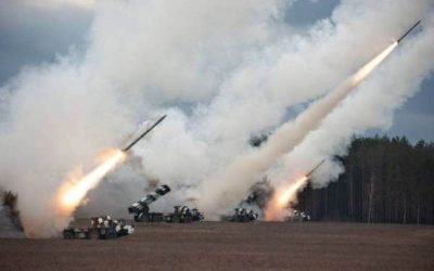 Criza din Orientul Mijlociu: Israel pregătește atacuri asupra instalațiilor iraniene, cu acordul SUA în așteptare Un oficial israelian de rang înalt din domeniul apărării a declarat sâmbătă că Israel se pregătește să atace instalațiile energetice iraniene