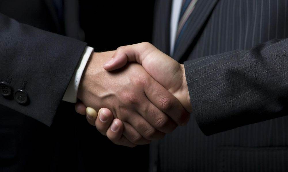 Starmer și Macron, alianță pentru libera navigare în Strâmtoarea Ormuz