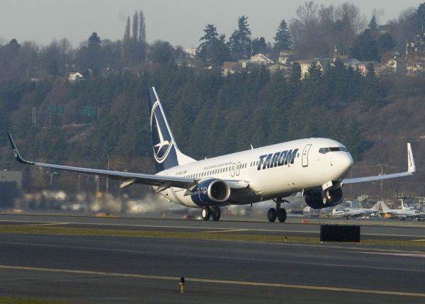 TAROM asigură kerosen până-n 2026: Zboruri fără griji pentru România