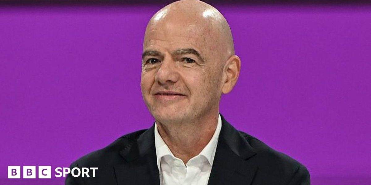 Iranul va juca la Cupa Mondială, meciurile rămânând în Statele Unite, confirmă Infantino Președintele FIFA, Gianni Infantino, a confirmat că echipa națională de fotbal a Iranului va participa la Cupa Mondială și că meciurile acesteia se vor desfășura în Statele Unite, conform programului stabilit