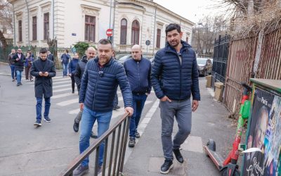 Bucureștiul își reorganizează administrația publică: Se înființează un „super ADP” Consiliul General al Municipiului București a aprobat, în ședința de joi, 2 aprilie, înființarea Administrației Domeniului Public a Municipiului București (ADPMB), o structură unificată rezultată din comasarea ALPAB, a Centrului de Protecția Plantelor și a Administrației Cimitirelor