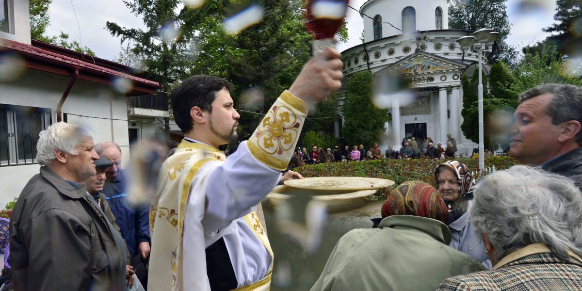 Izvorul Tămăduirii: Semnificație profundă și tradiții la ortodocși