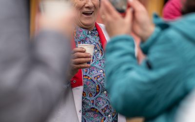 Maria Hoadrea, bunica din Țara Colibelor: „Le fac tocană și vișinată”